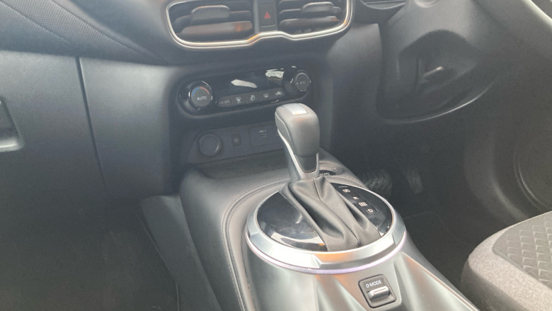 Nissan Juke 1.6 Hybrid N-Connecta 5dr Auto Hybrid Hatchback